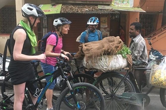 Pete City Walk - Guides Who Turn Streets Into Stories (Vidya, Kavya, and Poornima’s Style)