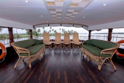 Private 3 Bedroom Luxury Houseboat Trip in Alleppy Backwaters - Kalloorkad St. Mary’s Basilica: a quick cultural stop before the slow cruise