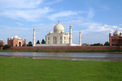 Private 3-Day Tour to Delhi, Agra, Jaipur with one-way Commercial Flight - Day 1: Bangalore to Delhi at 9am, then Delhi monuments fast