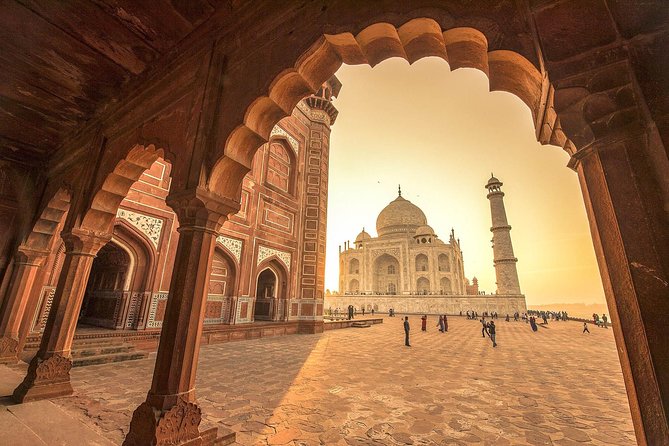 Private same day Taj Mahal tour from Banglore - Returning to Delhi airport and flying back to Bengaluru