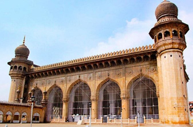 Private Tour: Hyderabad City Day Tour - Mecca Masjid: Oldest Major Mosque, Big-Scale Craft
