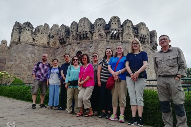 Private tour of Hyderabad in car with guide and lunch - Private car and hotel pickup: why this day tour works