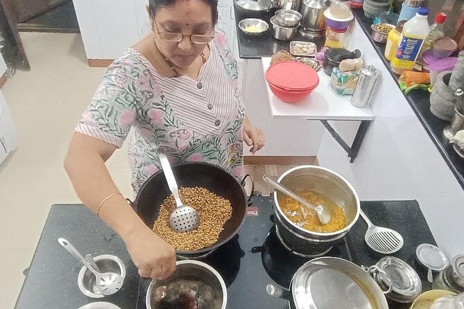Private Traditional Home Cooking Class in Kochi with Archana - Quick hits: Kochi Konkani cooking with Archana