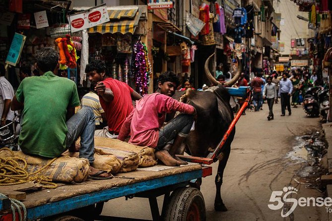 Shopping and Bazaar Trail in Bangalore - Lunch Included: The Smart Reset Point