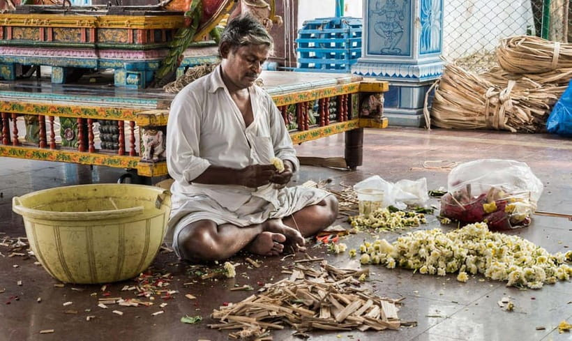 Spiritual Stories of Chennai: Guided Tour through Holy Sites - Arupadai Veedu Murugan Temple: Green Shade, Warrior Deity Focus, and Introspection Time