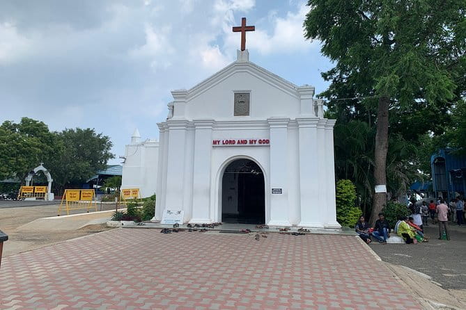 St Thomas Trail in Chennai by Wonder tours - Stop 2: Little Mount Shrine and the Cave Tradition