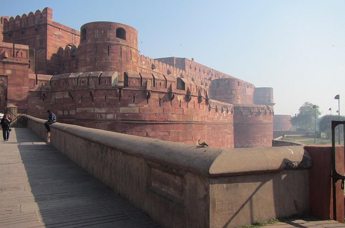 Taj Mahal sunrise and Agra Overnight Tour from Bangalore - Your 4-star night at Grand Mercure Agra (and why it matters)