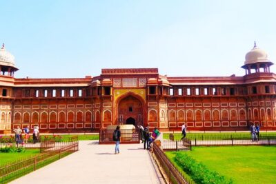 Taj Mahal Sunrise and Agra Overnight Tour from Hyderabad - Agra Fort and Mehtab Bagh: more than just Taj photos