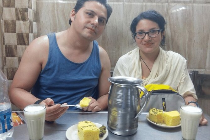 Trivandrum Street Food Crawl (2 Hours Guided Food Tasting Tour) - What you’ll actually taste: Kerala snacks that cover the spectrum