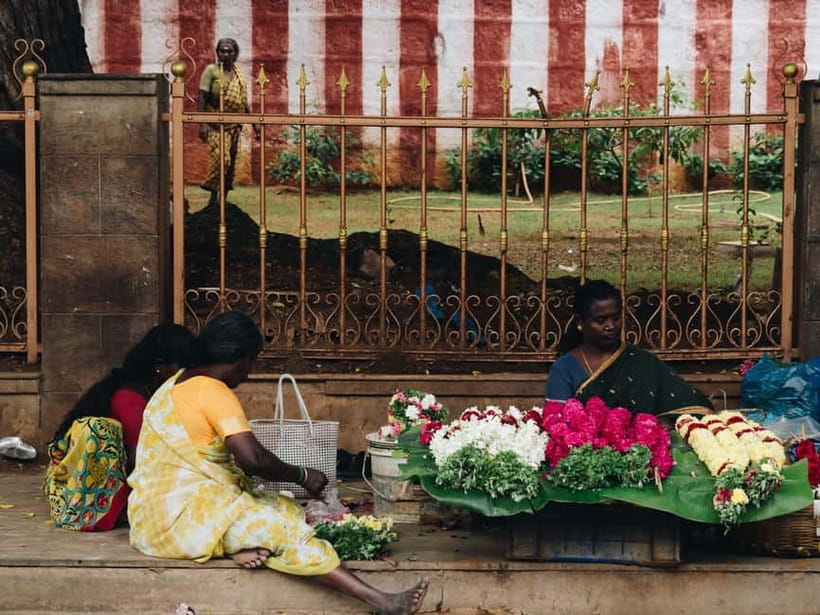 Vannakam Madurai - Explore Madurai like a local - Madurai markets: vegetables, bananas, and real buying habits